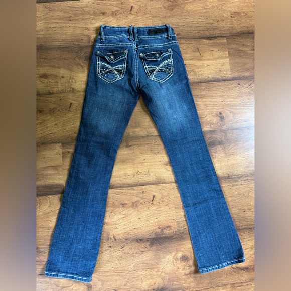 Bootcut Wallflower Jeans - Picture 2 of 5